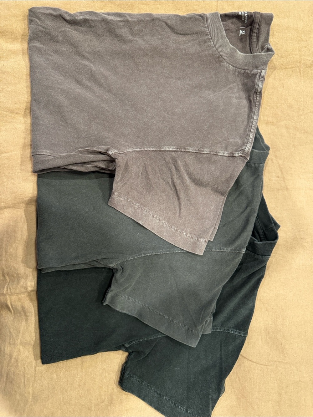 Bundle of 3 Abercrombie Soft A&F Essentials Relaxed Tees - Picture 1 of 4